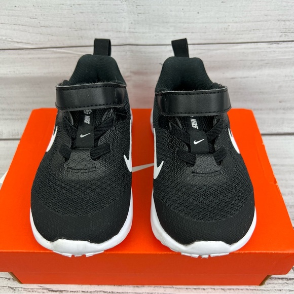 Nike Revolution 6 toddler shoes - Picture 7 of 16